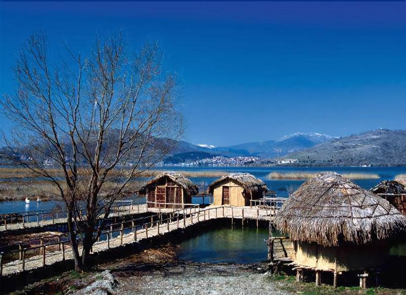 Villa Del Lago Boutique Hotel แคซโทเรีย ภายนอก รูปภาพ